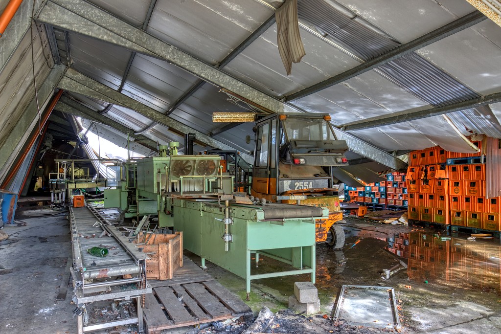 club soda hdr belgie urbex spa belgique belgium decay verlaten fabriek usine factory spawater bronwater ingestort lost abandoned